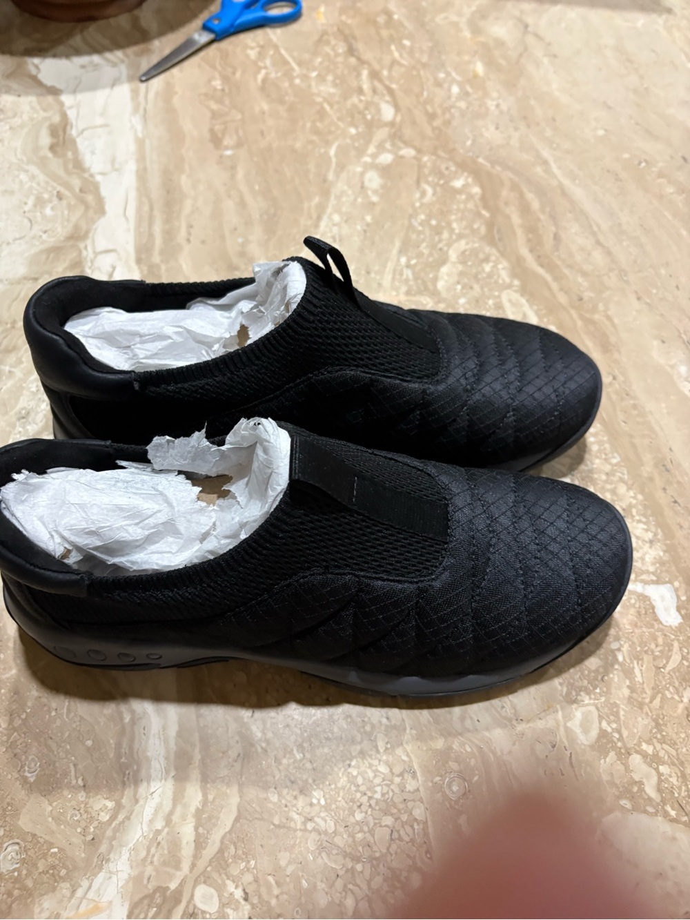 Easy Spirit Women's Slip-On Quilted Black Flats